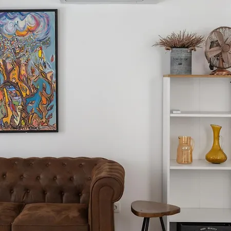 Historical Gem In Bairro Alto Apartment *