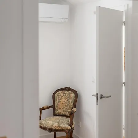Apartment Historical Gem In Bairro Alto